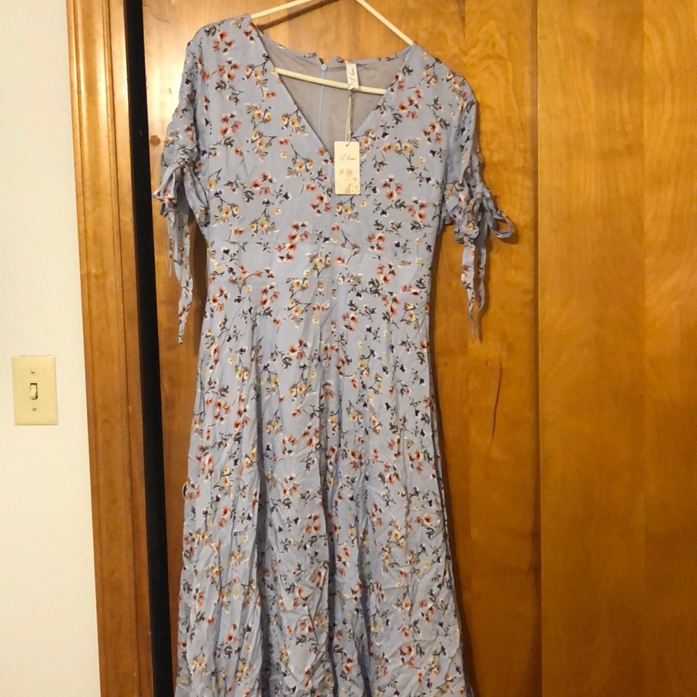 Boutique midi floral blue dress - new!